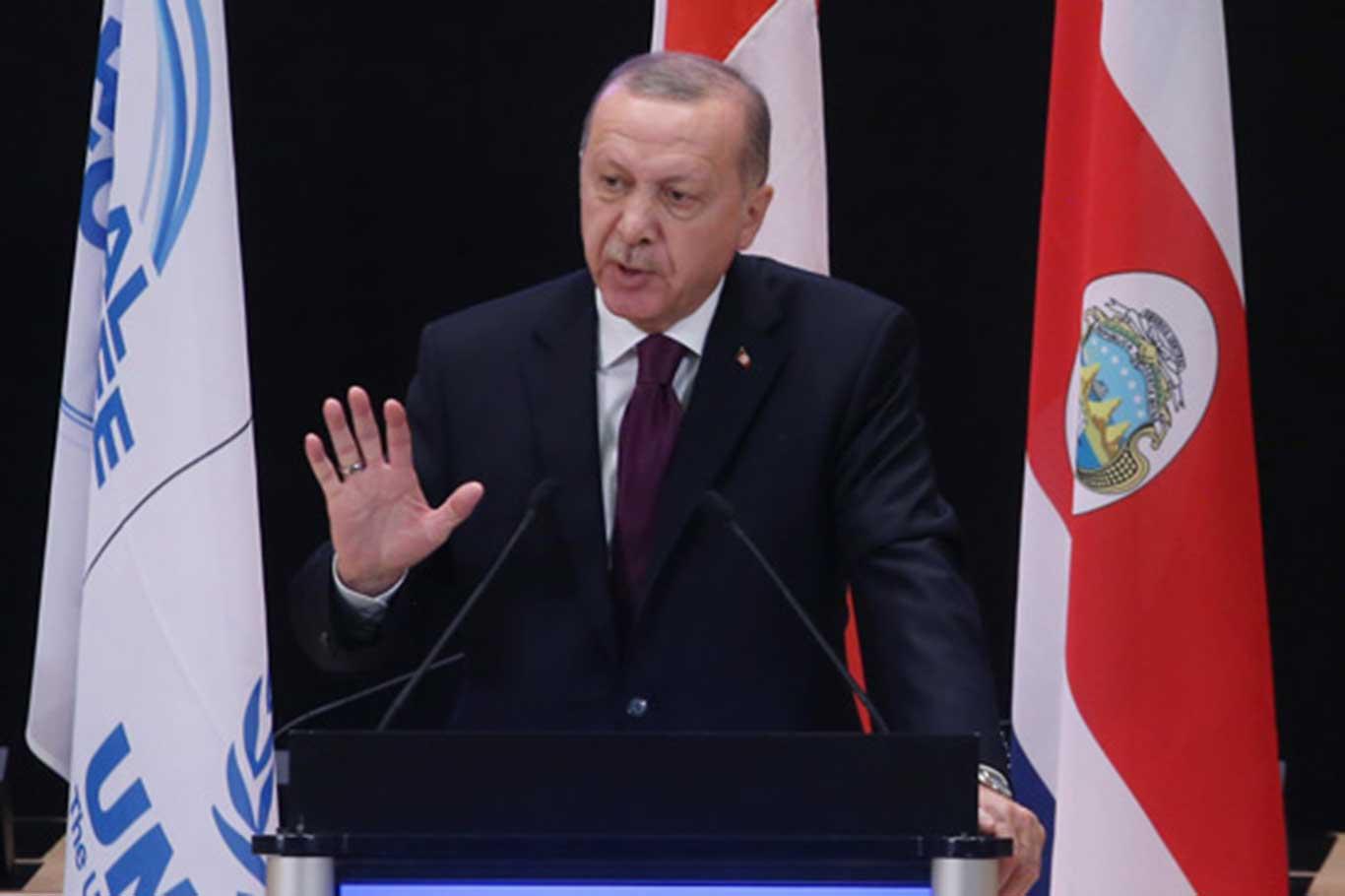 'Mültecileri kendi topraklarında tutacak formüllerin devreye alınması gerekiyor' 'Mültecileri kendi topraklarında tutacak formüllerin devreye alınması gerekiyor'